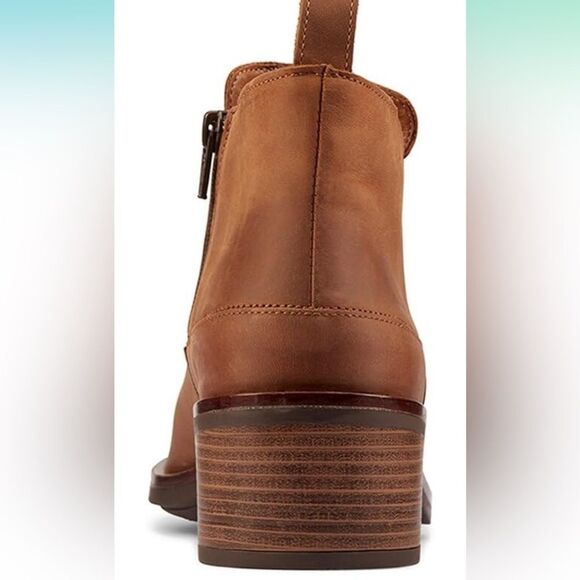 CLARKS women's memi zip ankle boot in dark tan - Picture 2 of 10